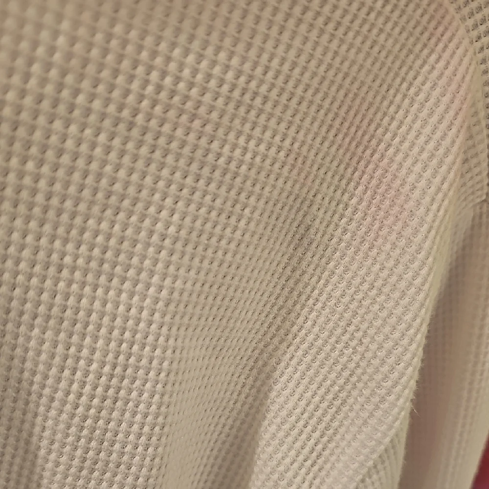 Men's Thermal Shirt & Pants Size Medium ( Slight Pink On Right Shoulder)